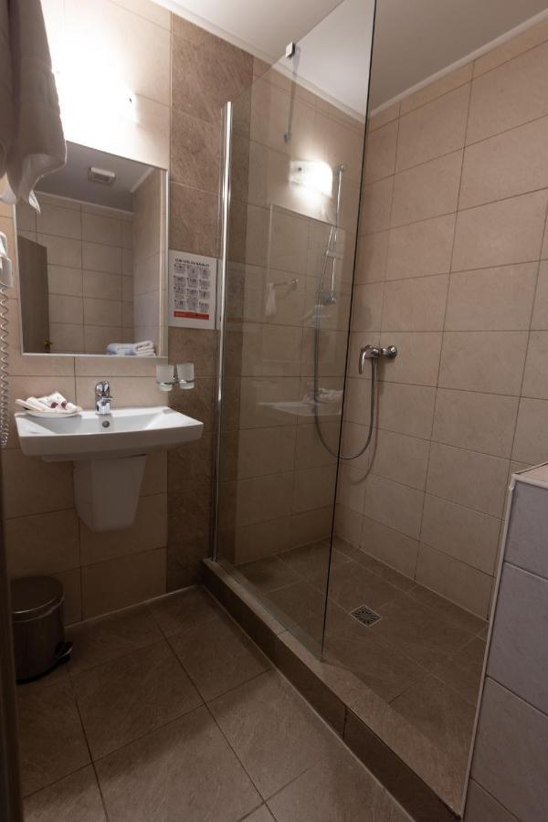 Hotel Corvaris Bucureşti Ngoại thất bức ảnh