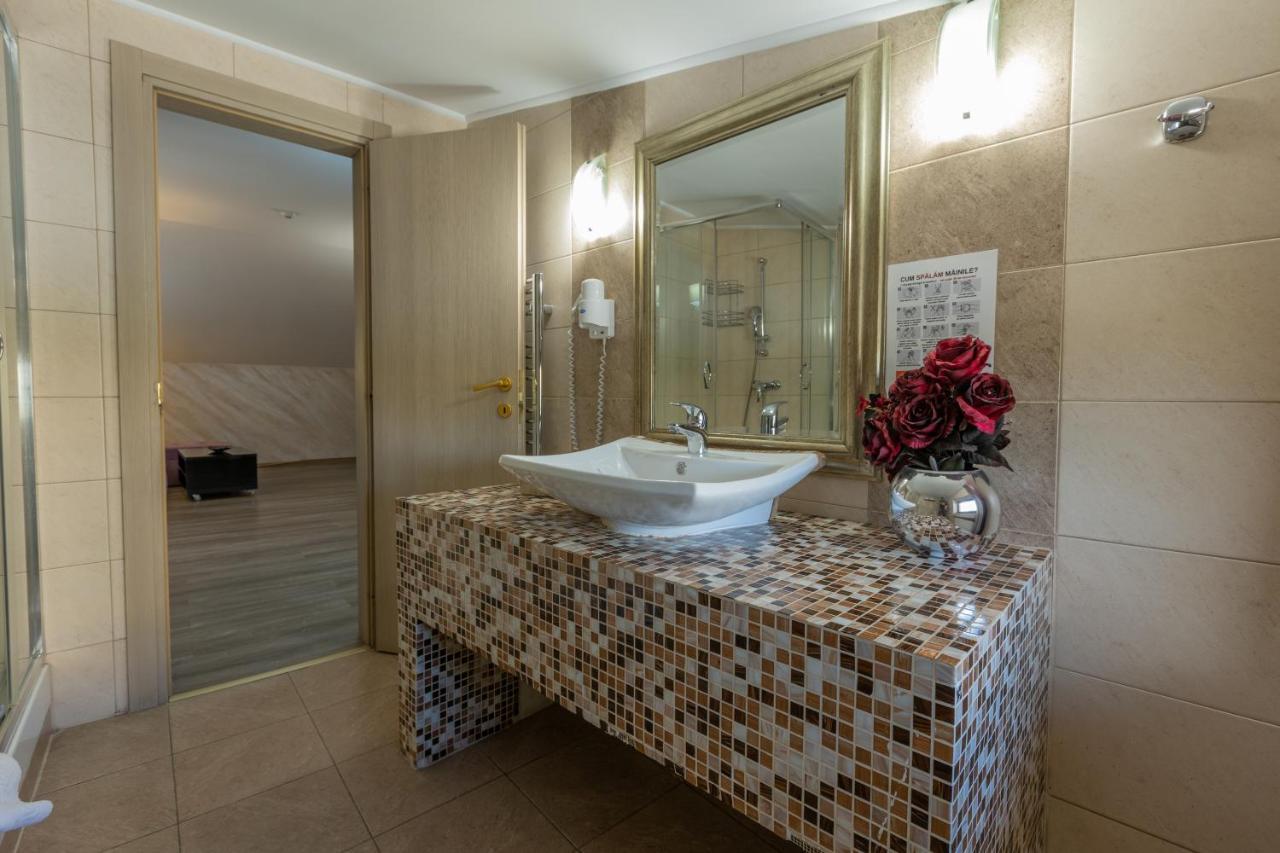 Hotel Corvaris Bucureşti Ngoại thất bức ảnh