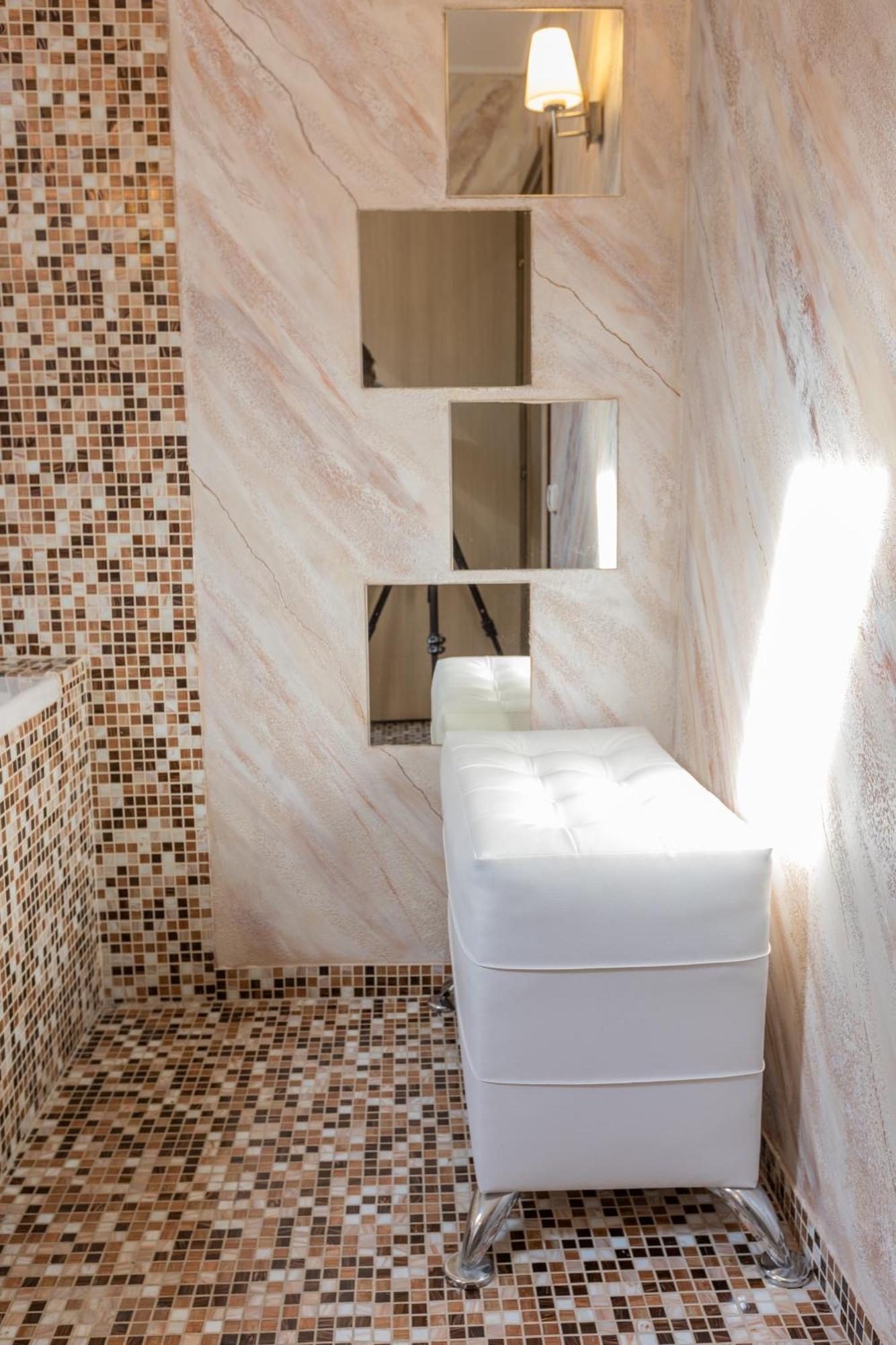 Hotel Corvaris Bucureşti Ngoại thất bức ảnh
