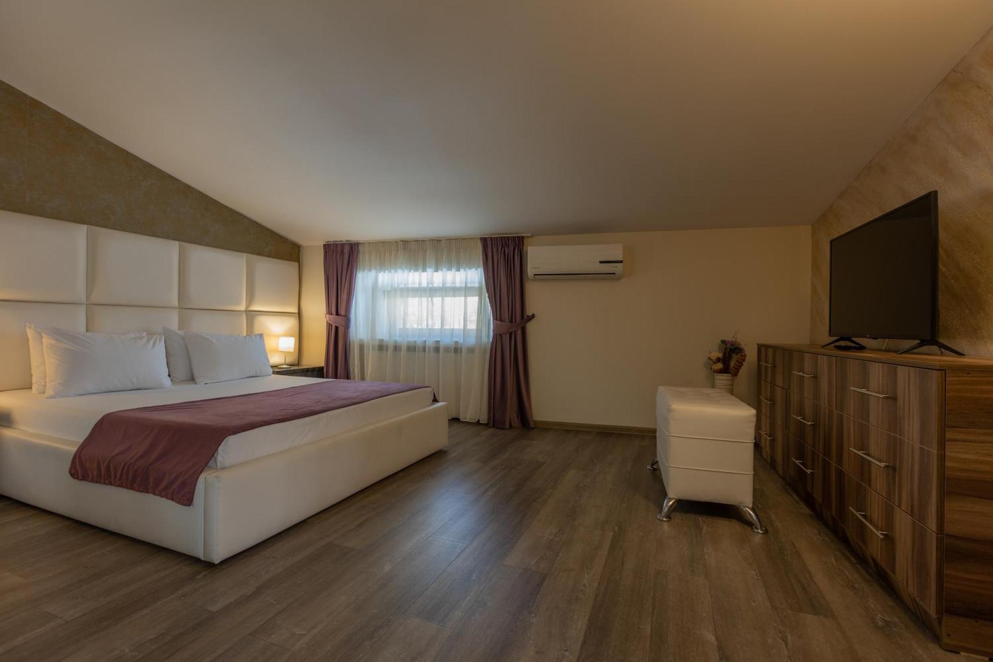 Hotel Corvaris Bucureşti Ngoại thất bức ảnh